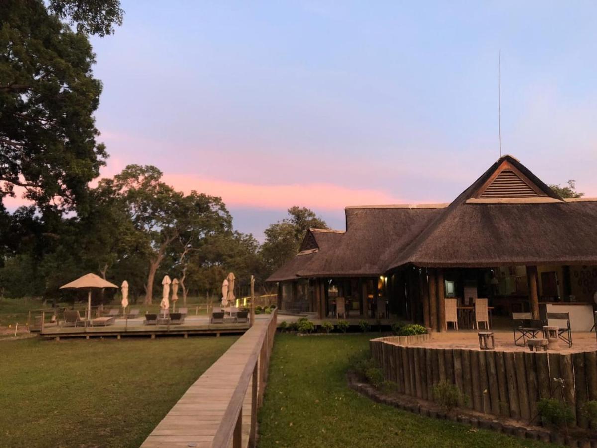 Fathala Wildlife Reserve Toubakouta Exterior foto